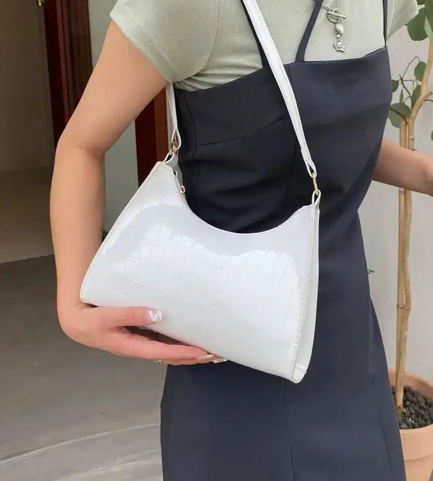 Classic Shoulder Bag