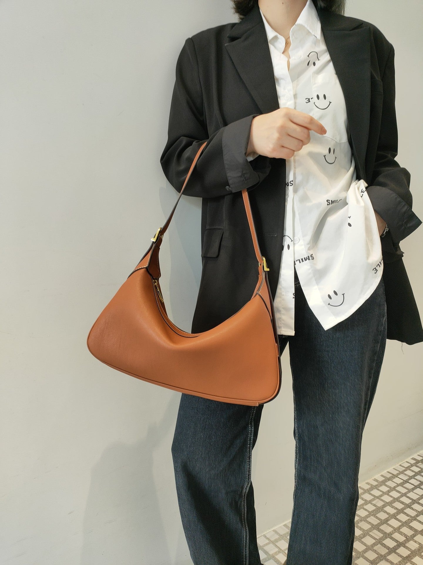 Leather One-shoulder Handbag