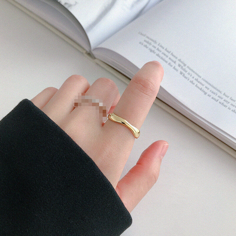 Gold Wavy Ring