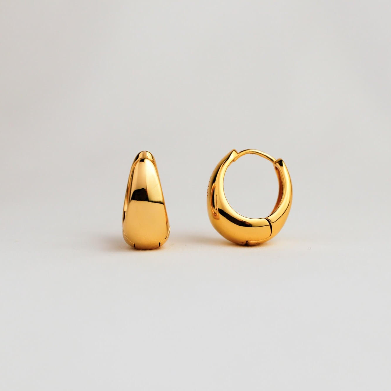 gold teardrop earrings