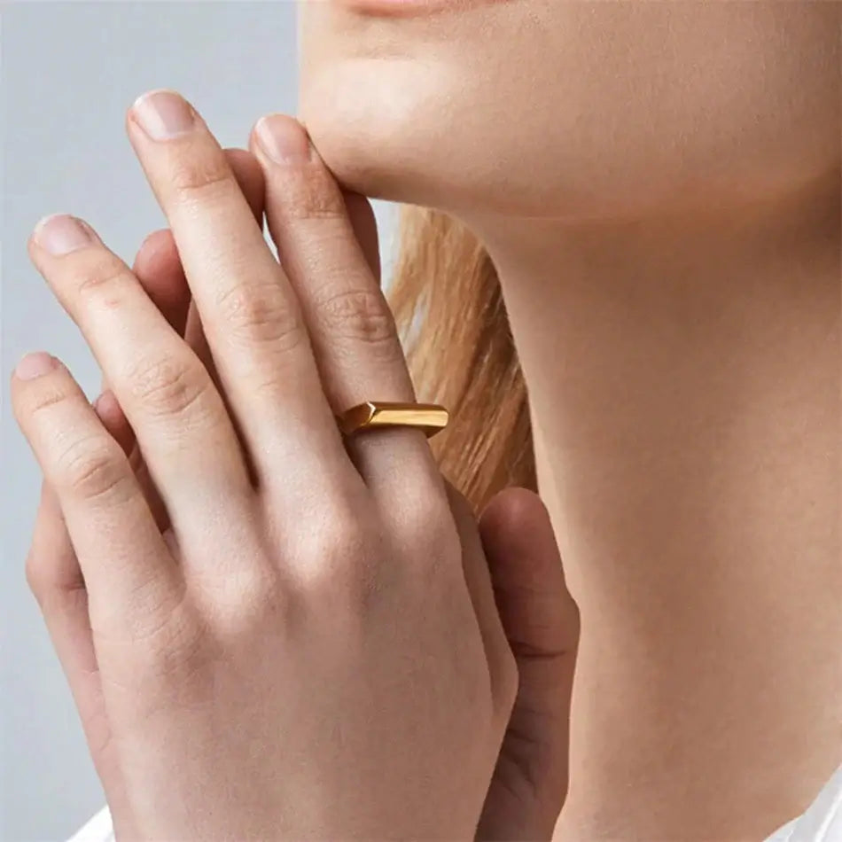 Gold Bar Ring