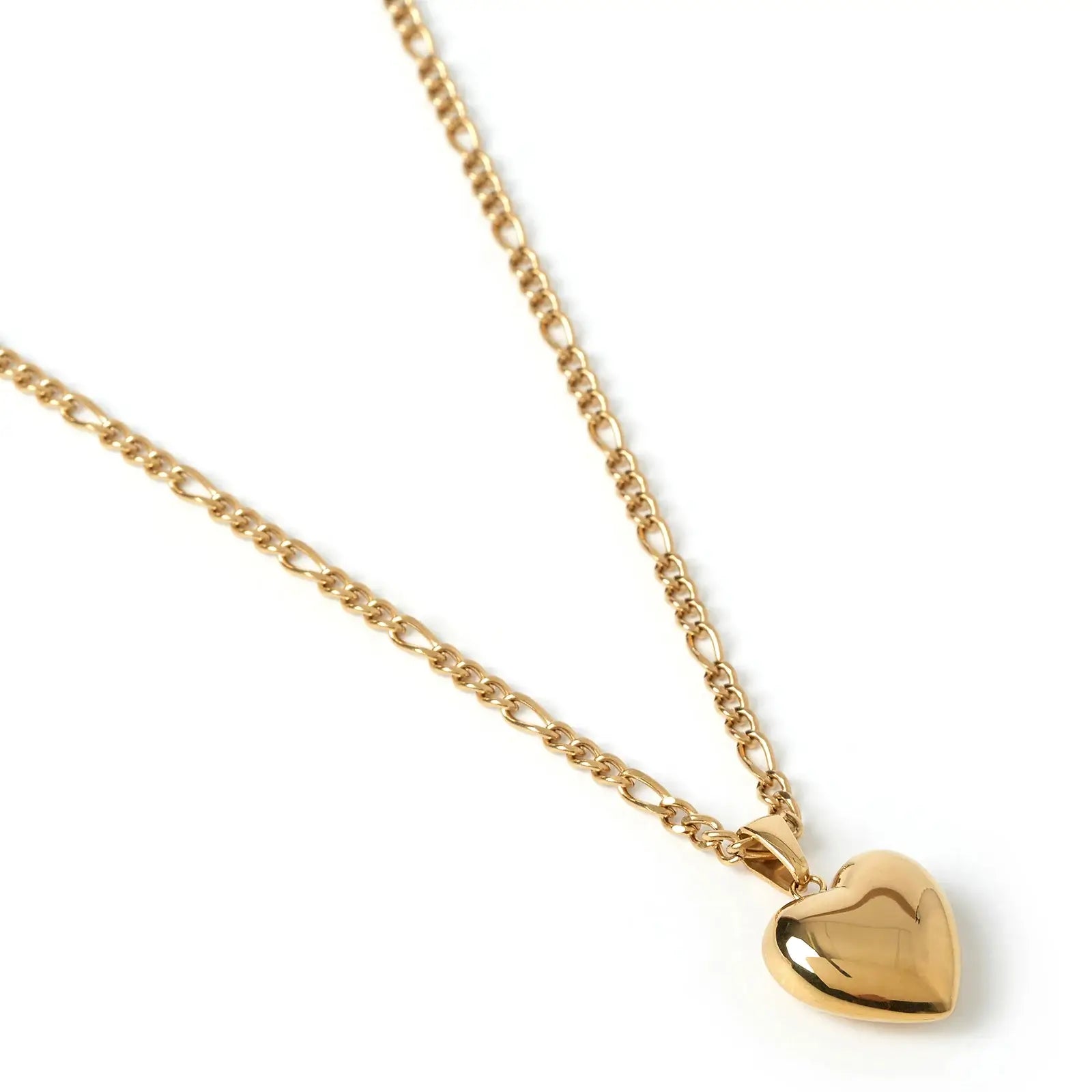 Heart pendant necklace gold