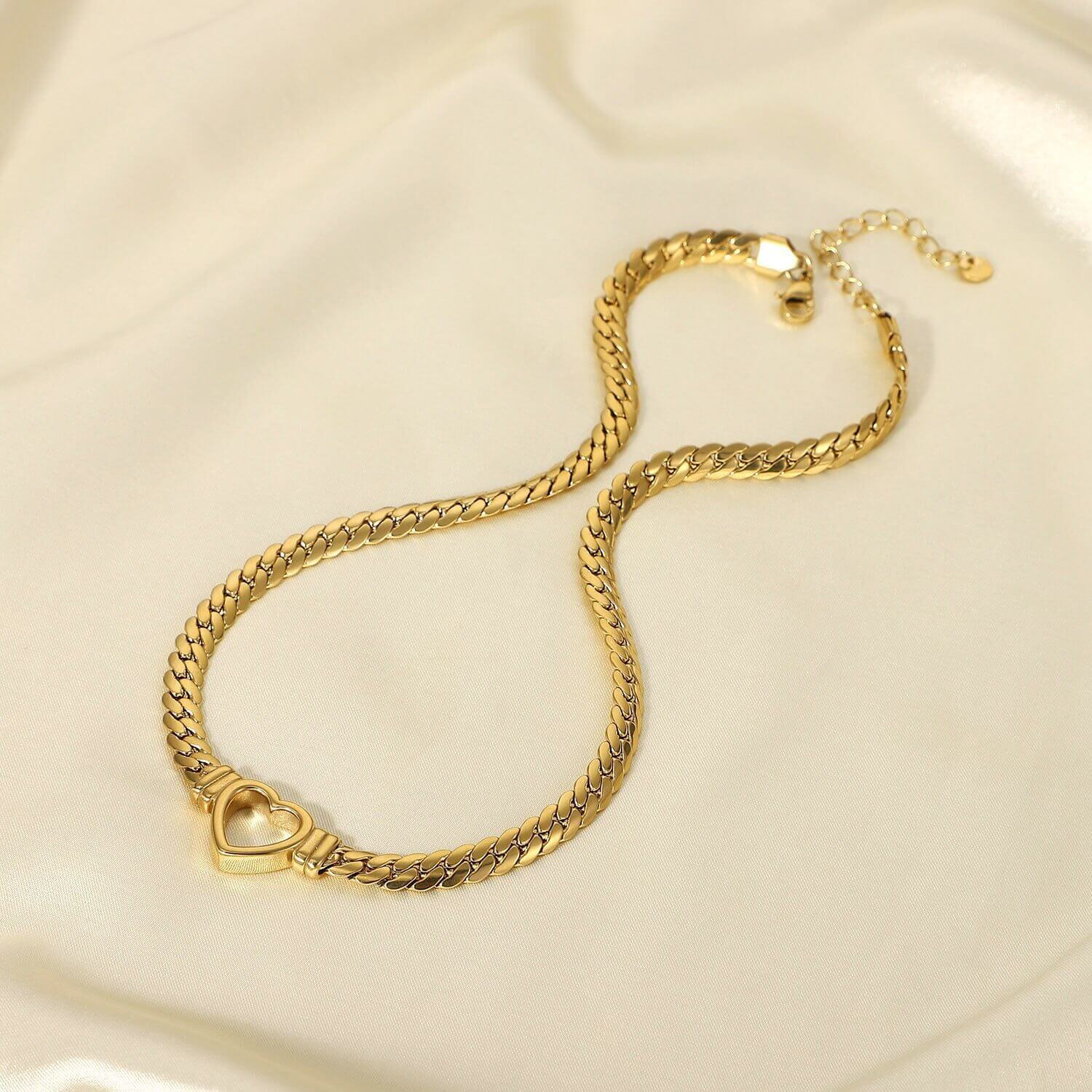 Gold figaro heart necklace