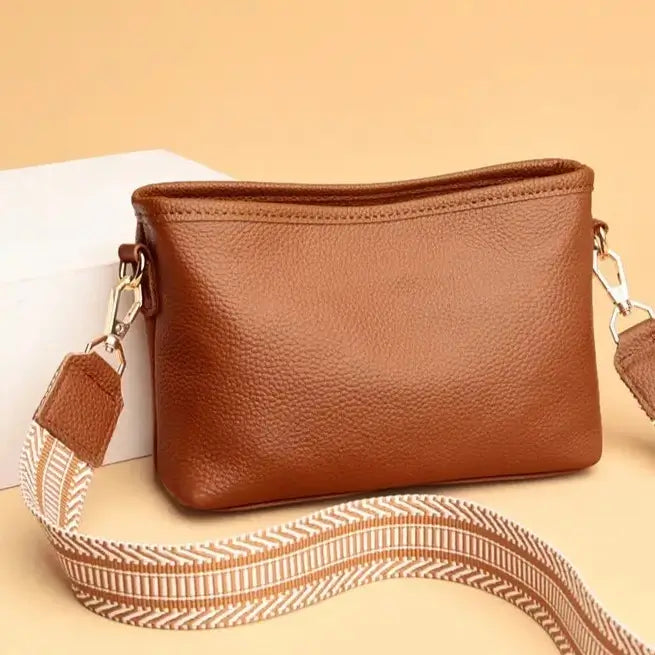 Brown leather crossbody bag