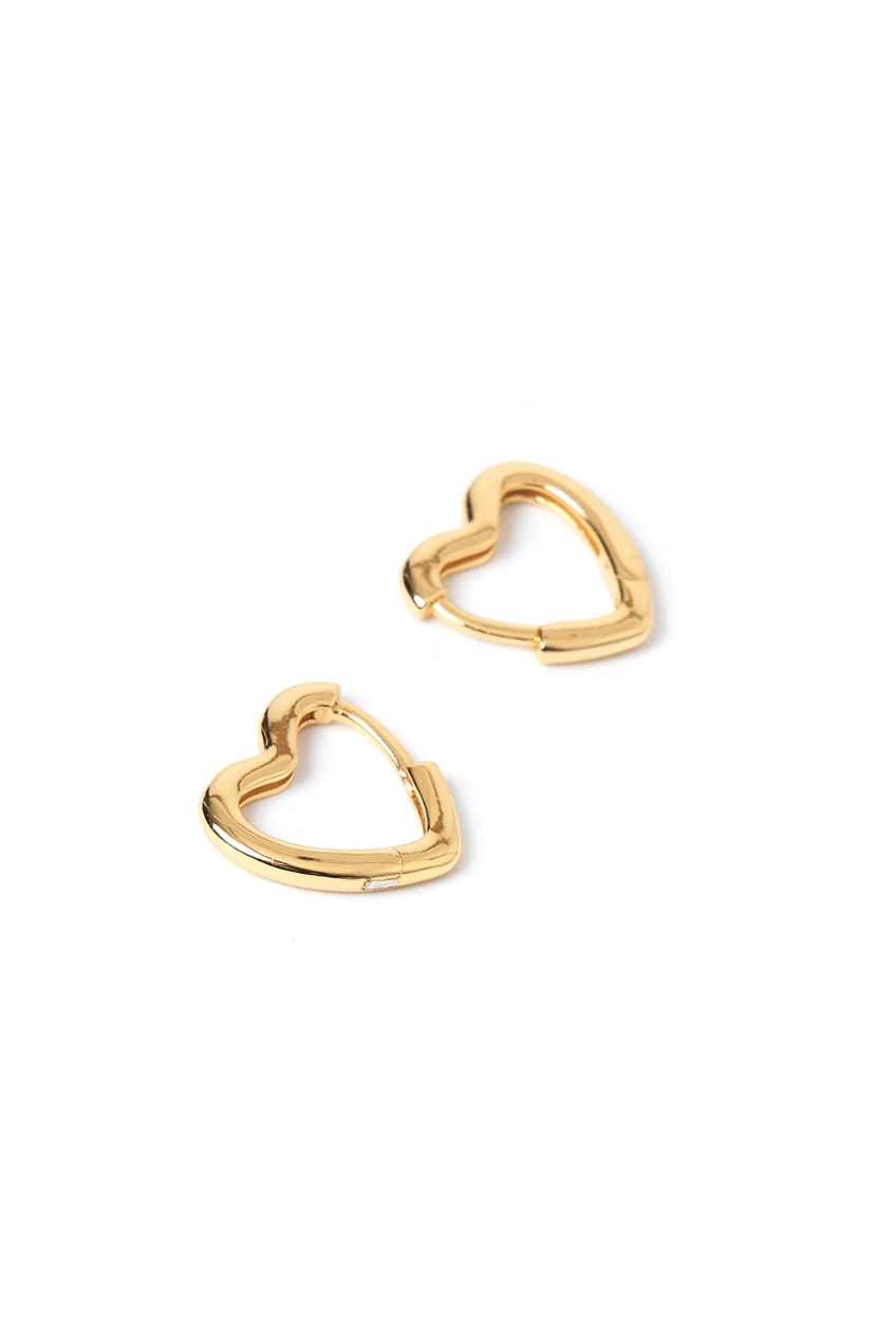 Heart hoop earrings gold