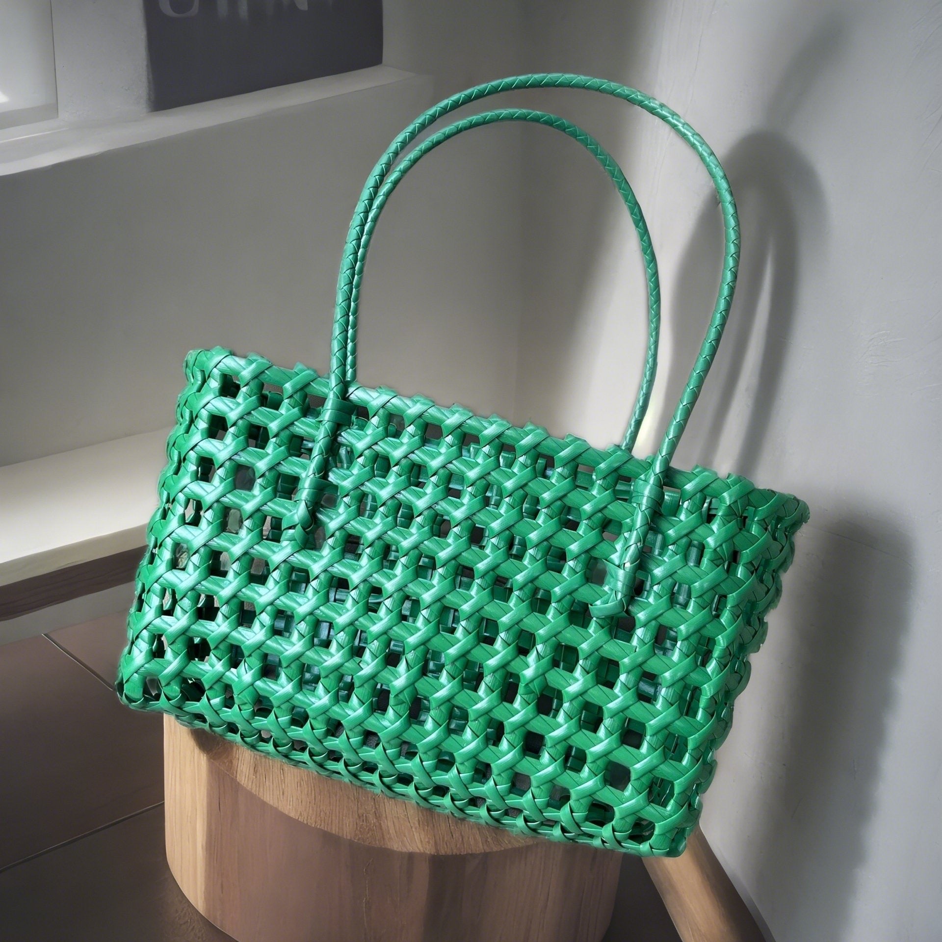 Hollow Out Woven Bag