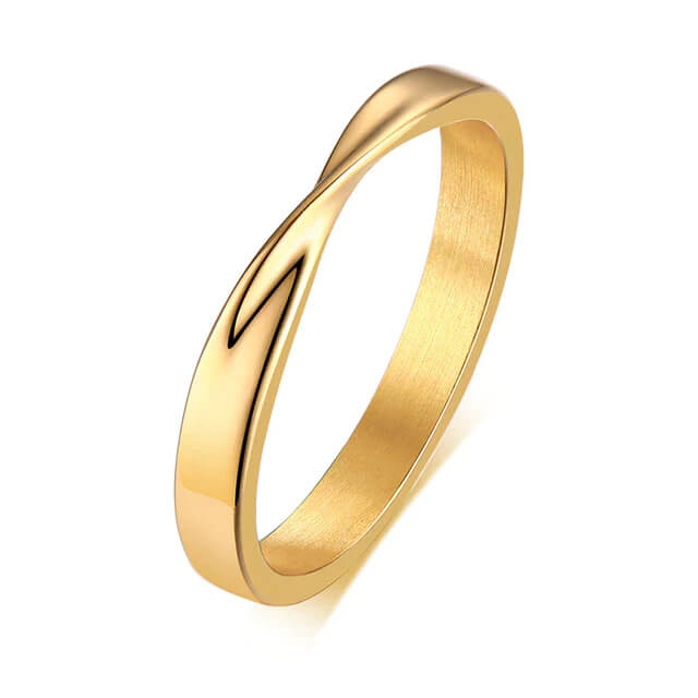 Gold twisted ring band