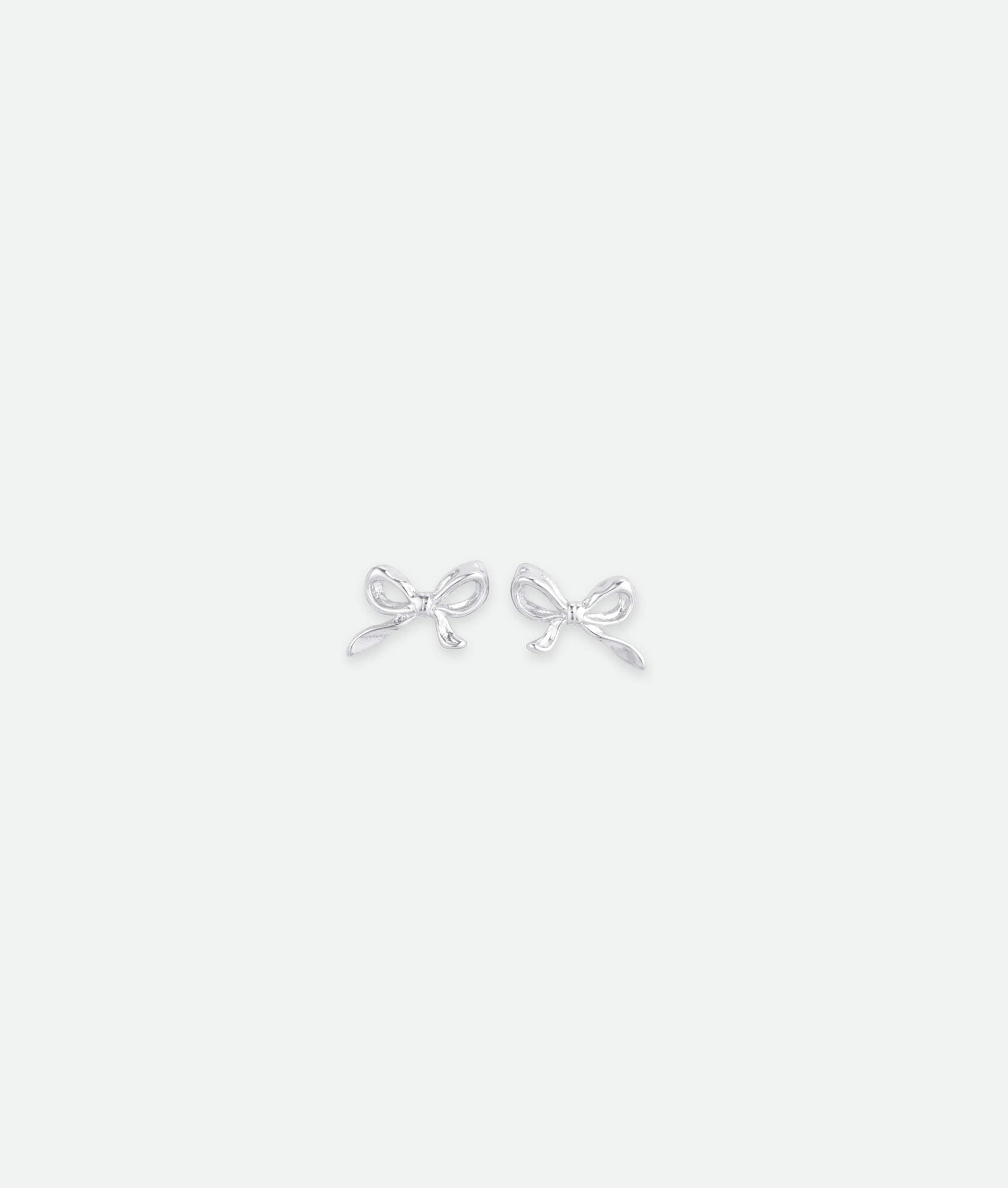 Silver bow studs